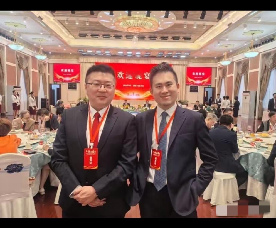 台爱国青年王炳忠今（11日）凌晨在社媒发文表示，昨天从厦门搭机到乌鲁木齐，准备参