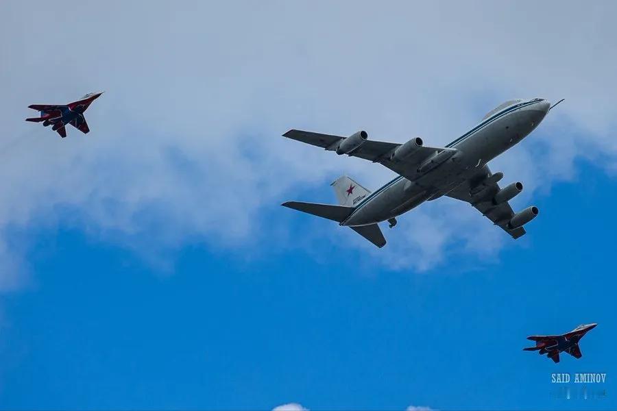 #照片中的航空史# 1985 年 5 月 29 日，苏联武装力量总参谋部空中指挥