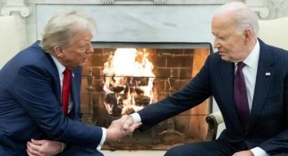 拜登要瑟瑟发抖了！
3月26日，特朗普突然在社交平台甩出一枚重磅炸弹，称美国情报