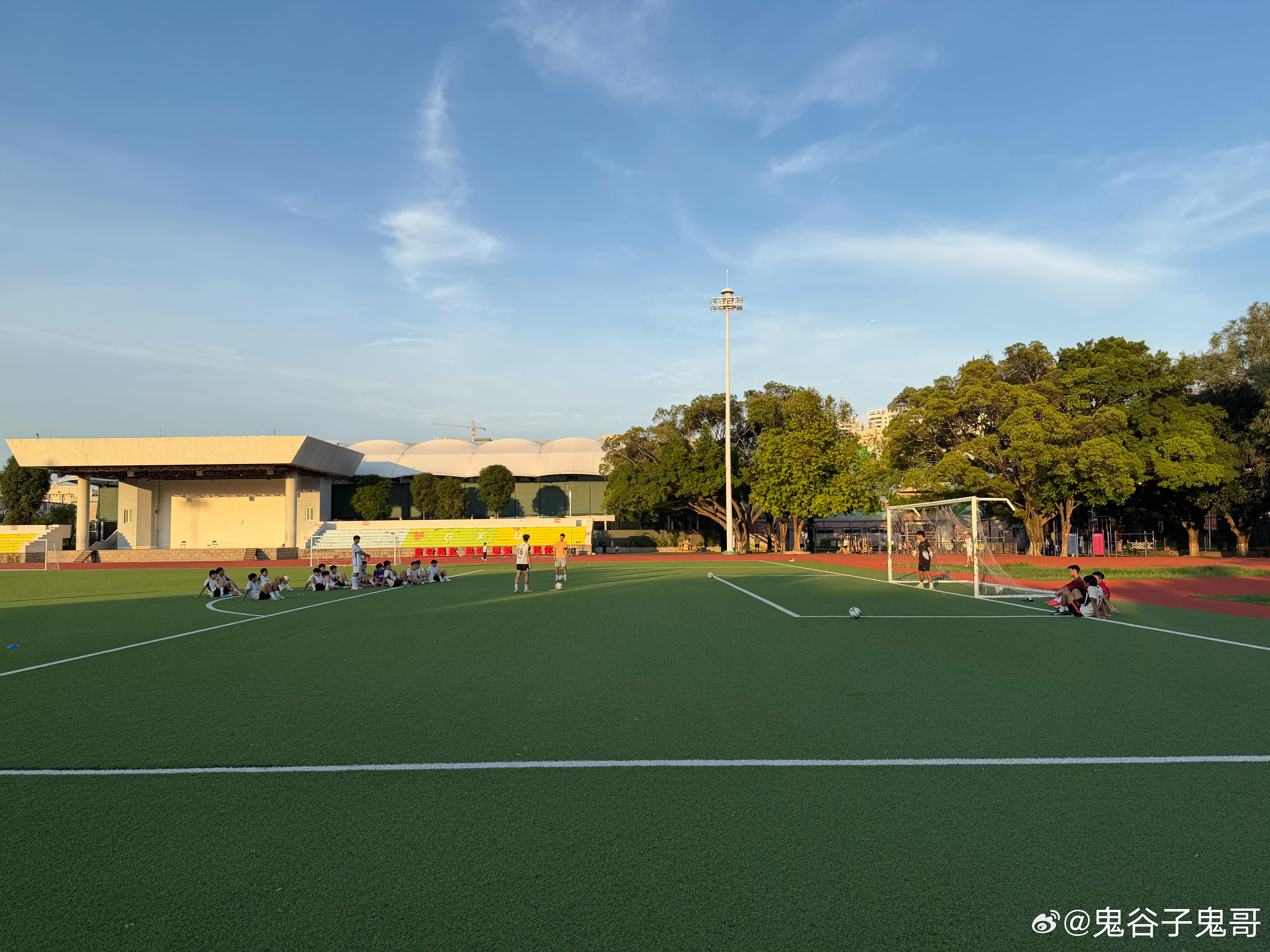 花有重开日，人无再少年…… 南宁·广西大学东校园