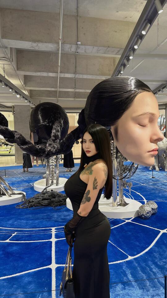 来看巨人展了