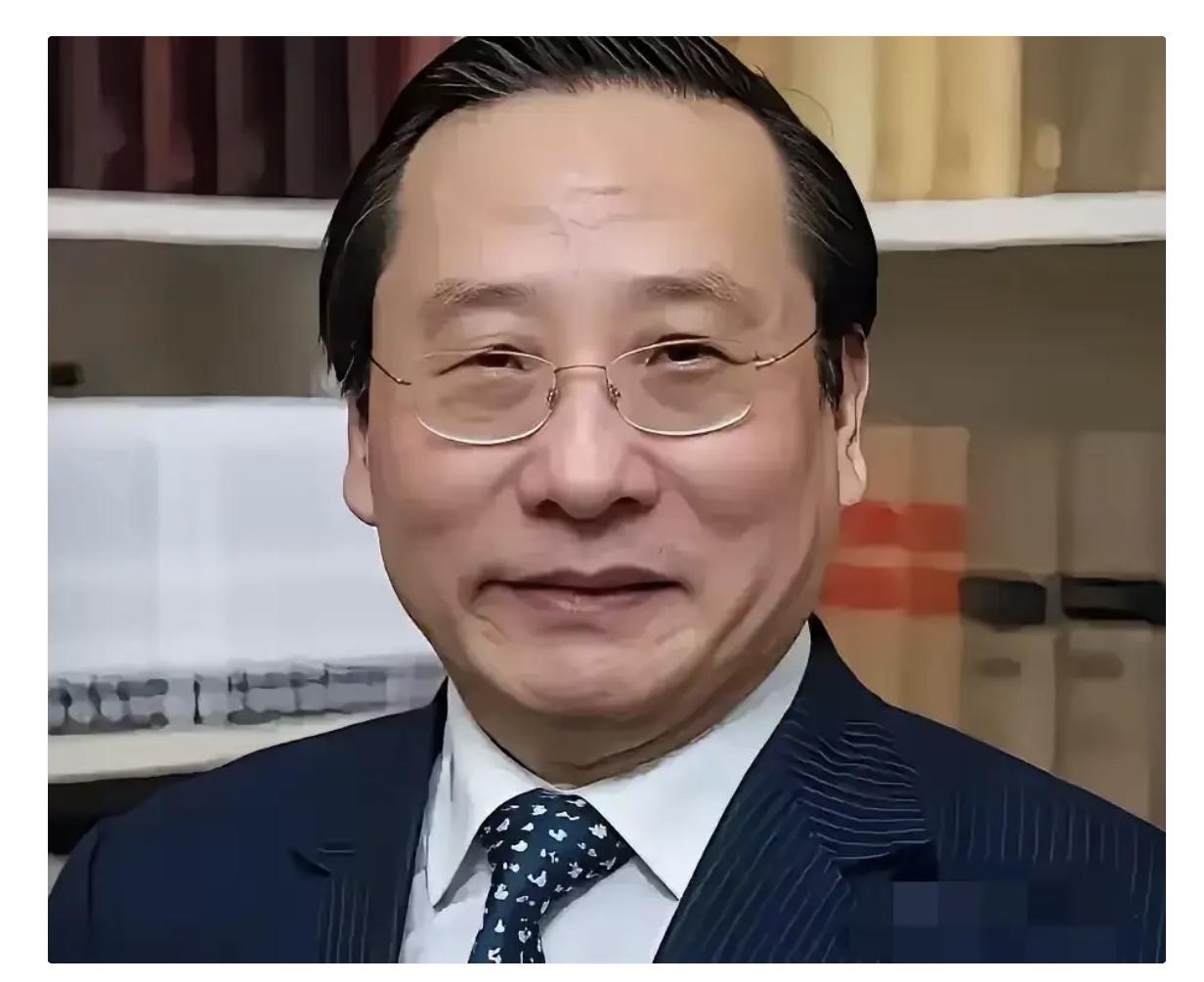 美国学者质问高志凯教授，中国不断的发展新的武器装备已经严重的影响到中国周边国家的