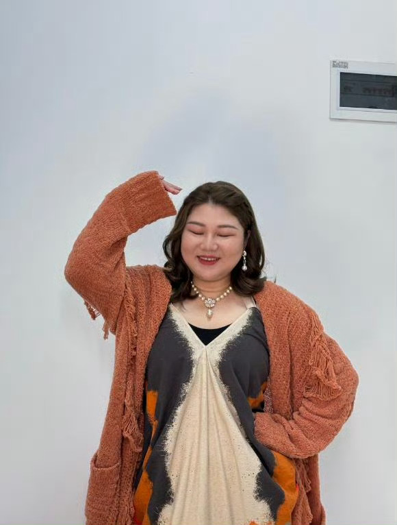 杨天真瘦了 我的天，瘦了这么多，你们不说的话，甚至都没认出来这是杨天真。真的没有
