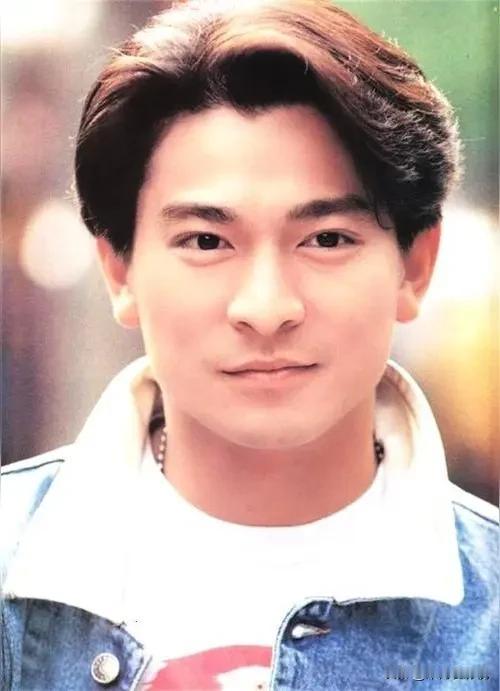 刘德华是永远都不会离婚的，原因很简单，不是他的妻子多完美，而是因为刘德华的爱，既