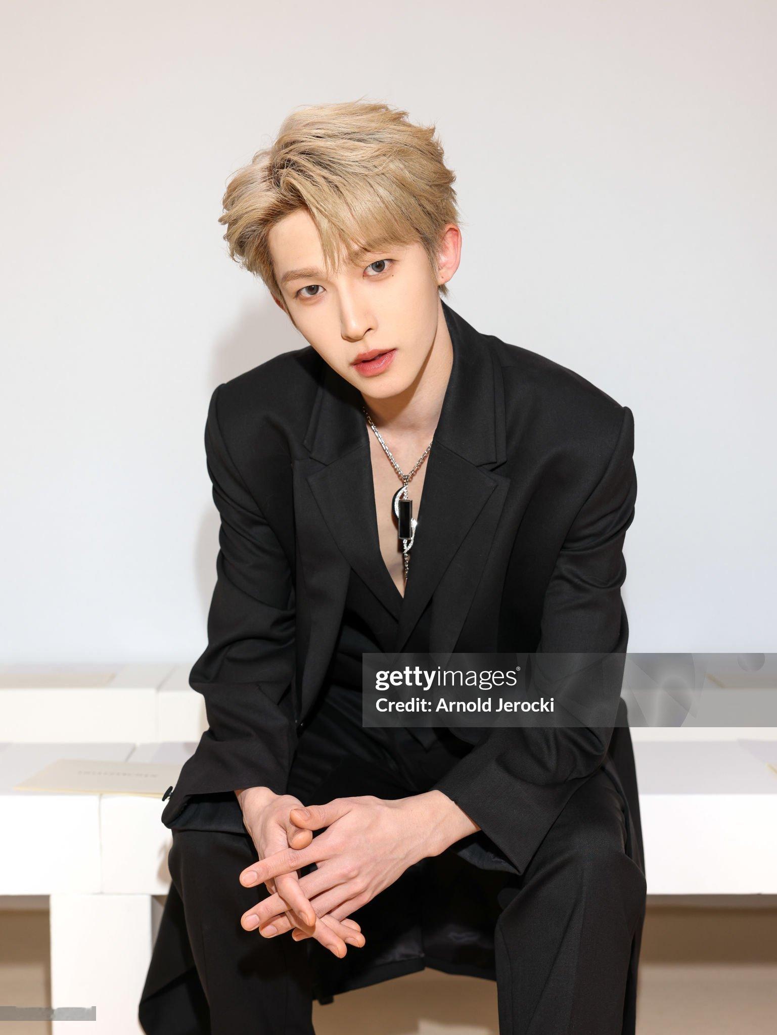 刘宇亮相巴黎时装周Shiatzy Chen 大秀看秀造型G社生图一览，连续三年受