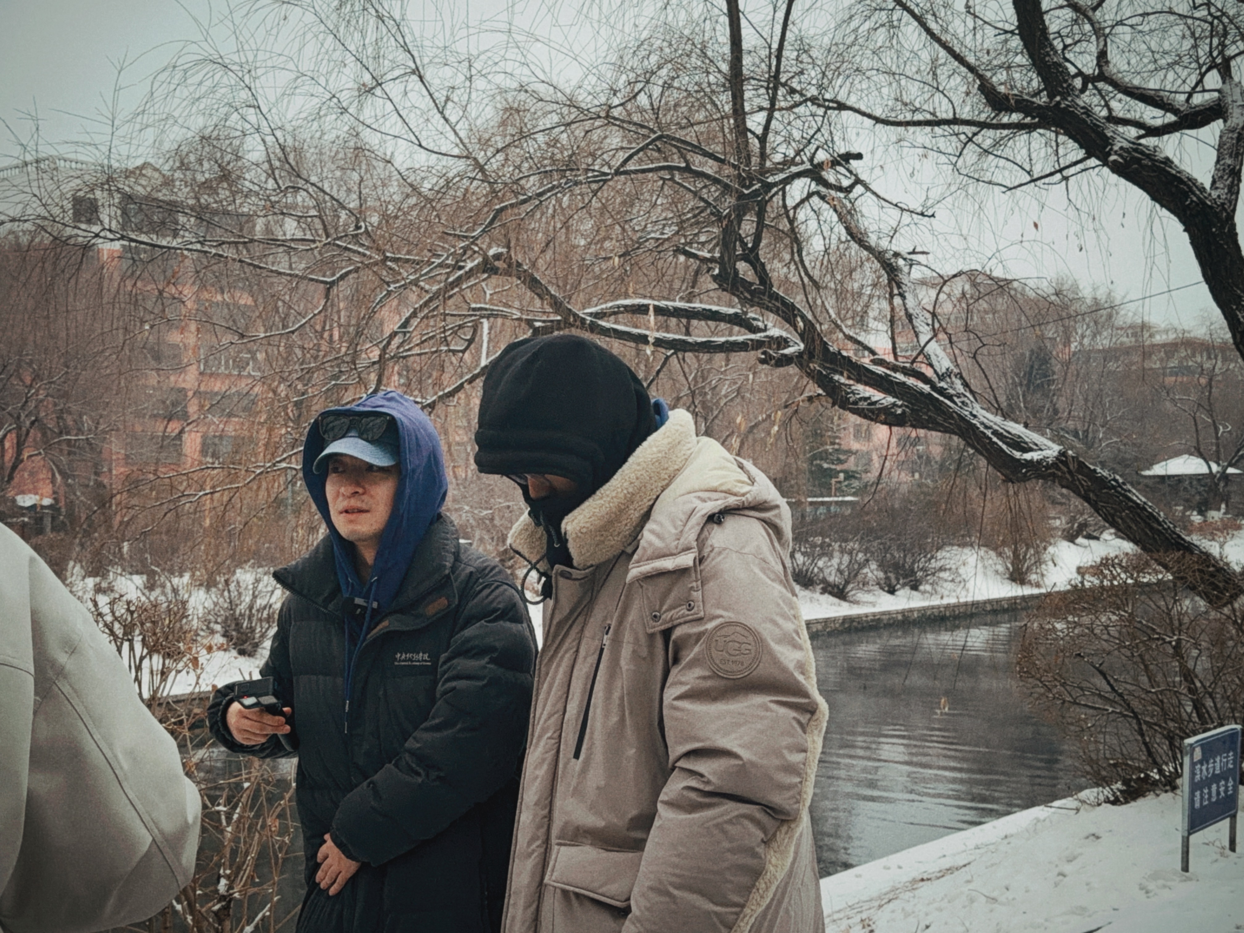 偶遇刘昊然董子健逛沈阳早市这次是沈阳早市老友局，刘昊然与董子健都pick了哪些美