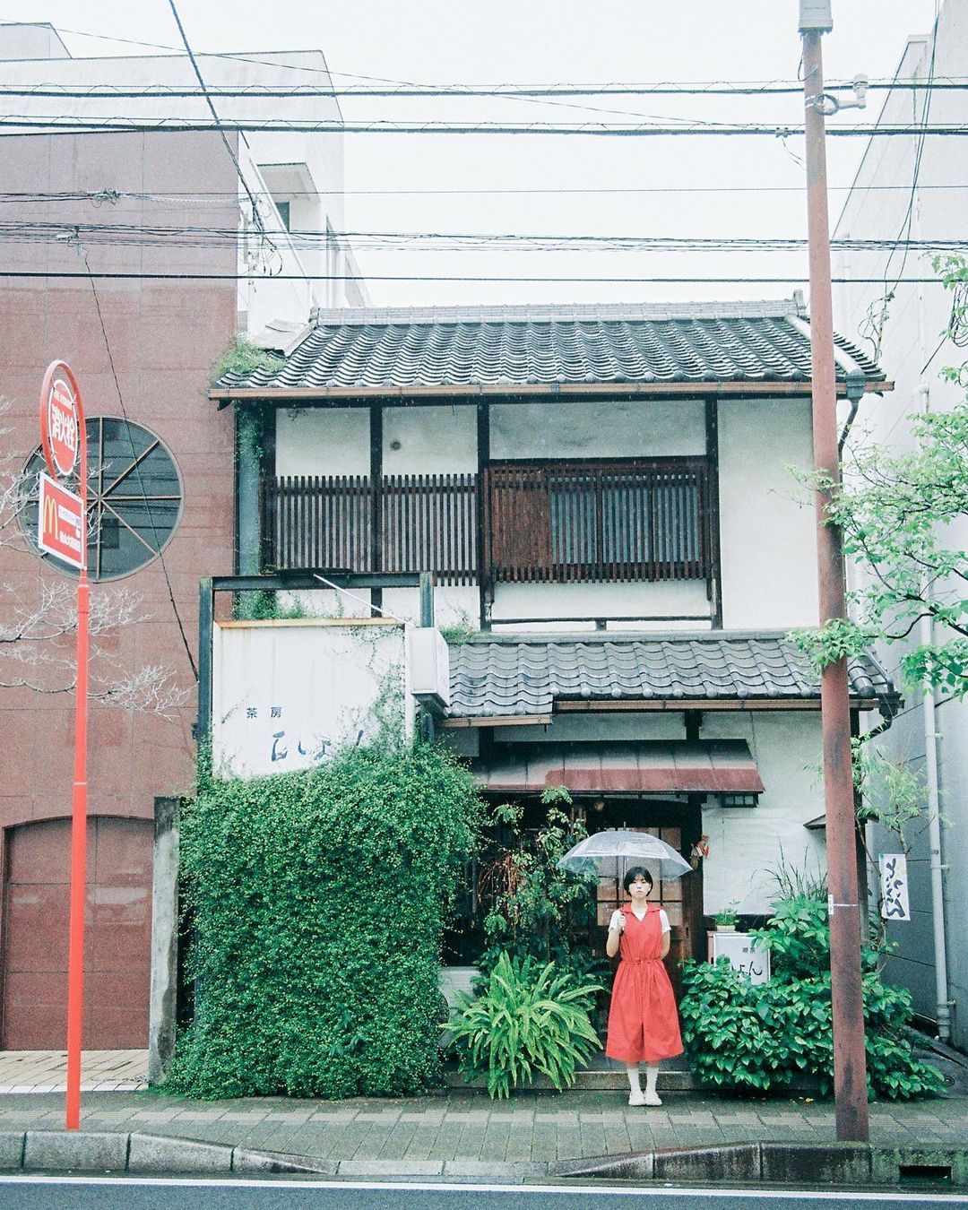 下雨时想你ins:backseunghwan ​​​