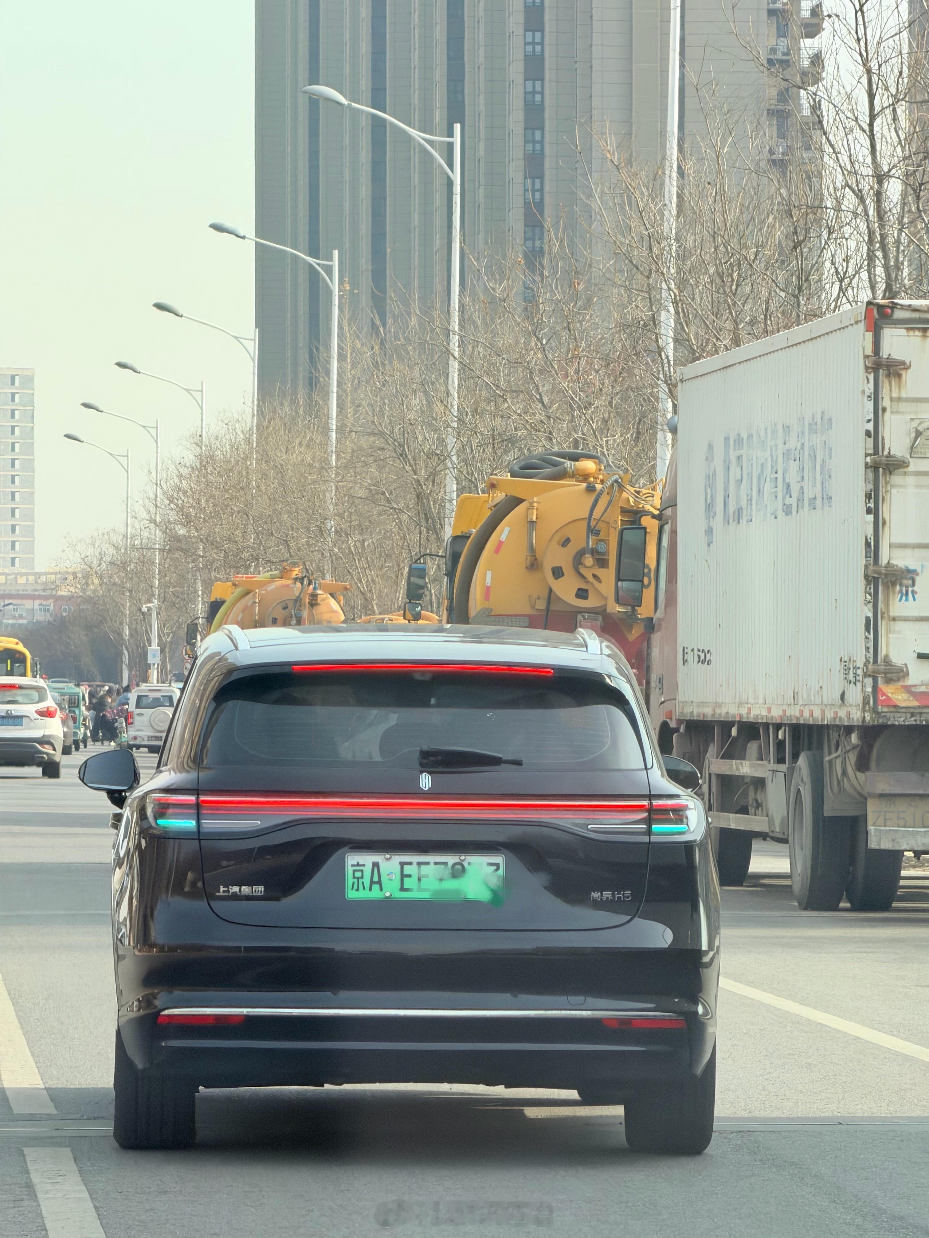 尚界H5小绿灯还挺好看～ 