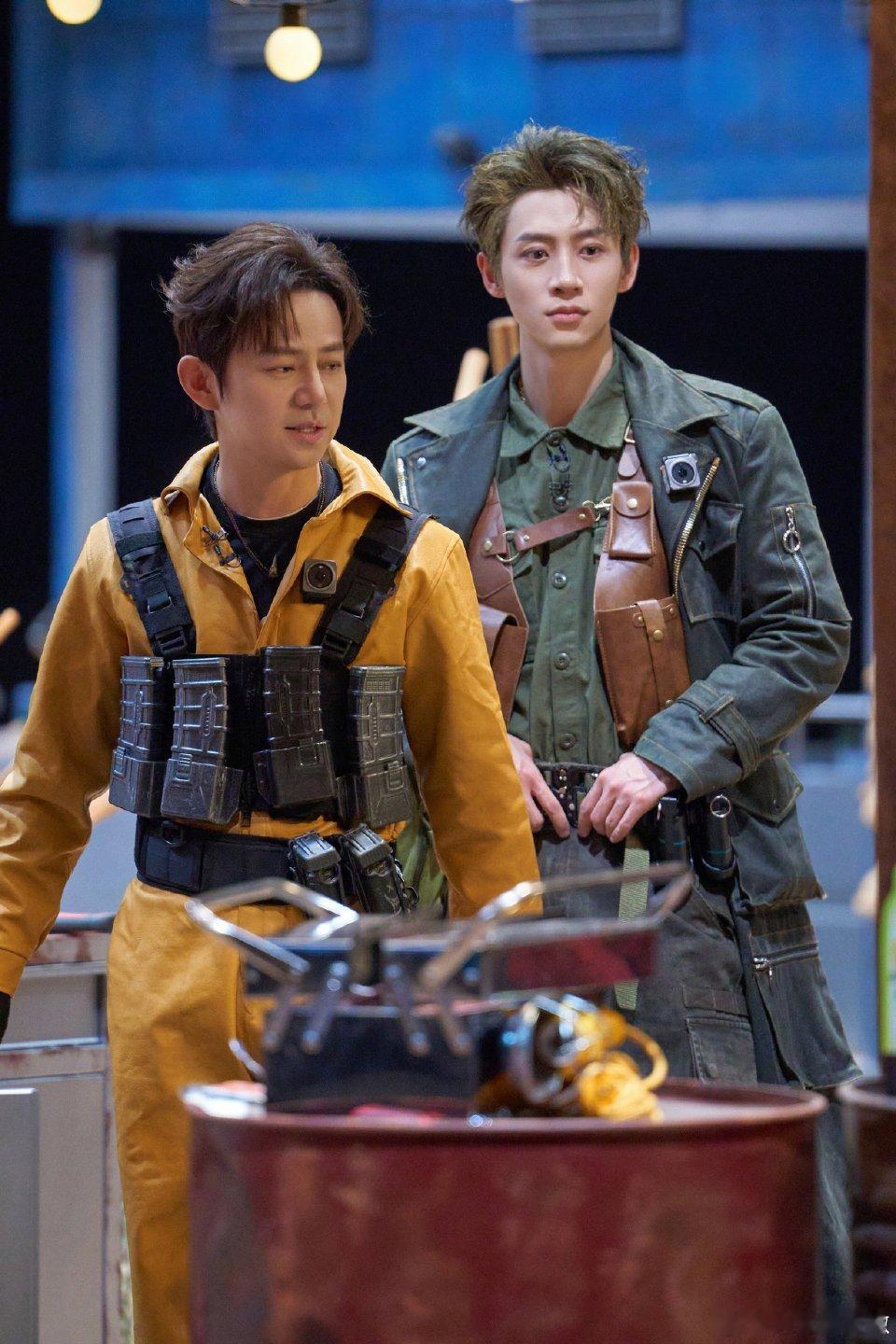 大侦探打响宝物之争大侦探大侦探究极黑沙暴突袭樱桃小镇，全员紧急跑路！沙漠突然翻了