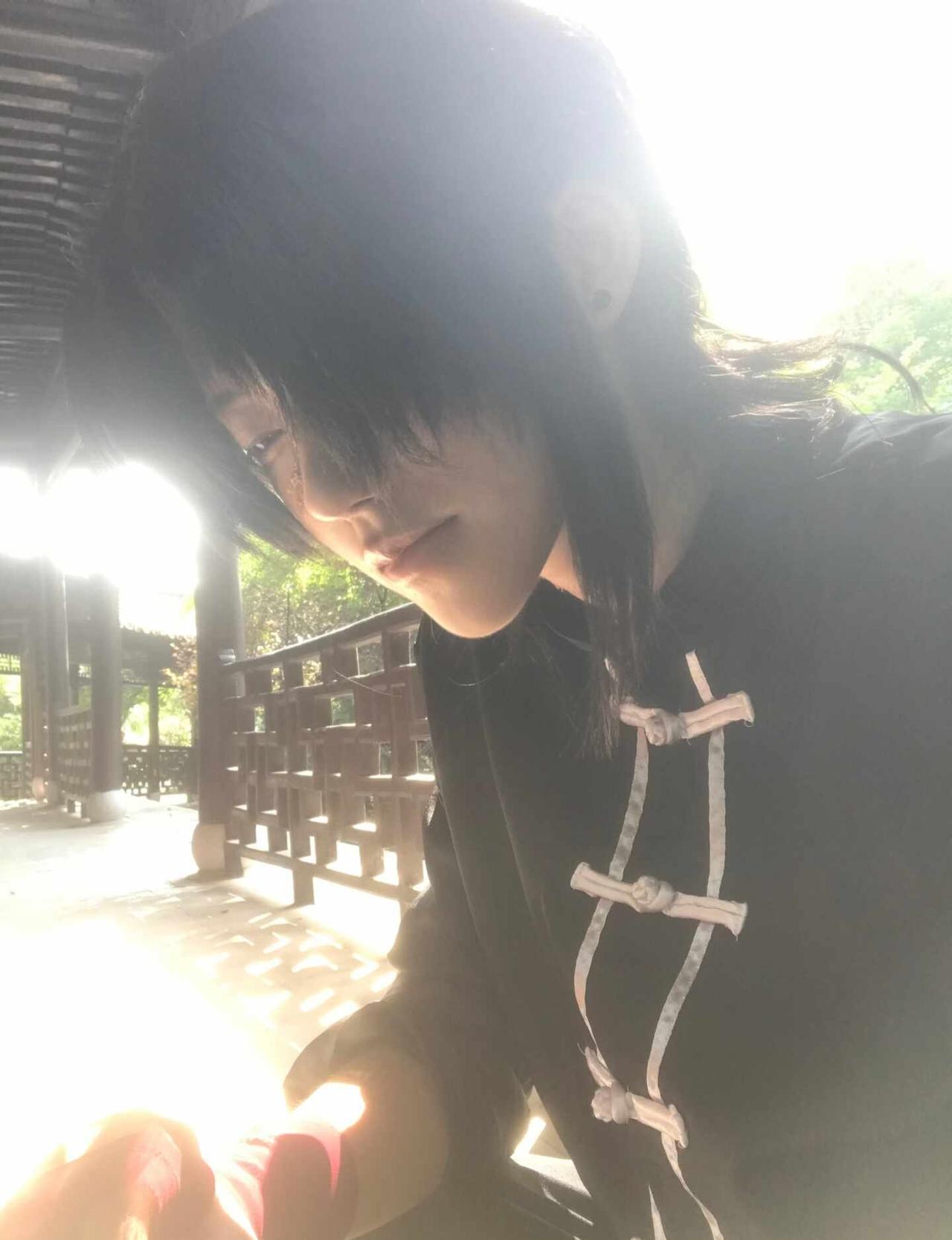 手机。很好玩。
王鬼 头七怪谈
