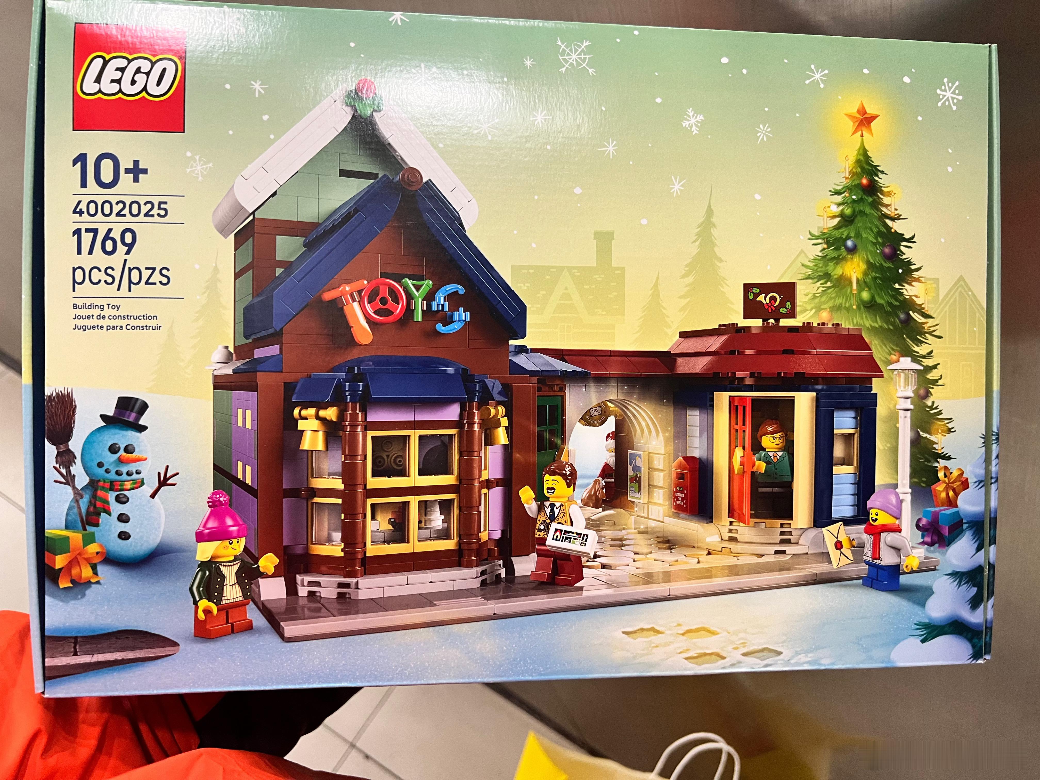 来自死党ZQ叔叔的闺女新年礼物！可遇不可求的员工套装LEGO！感觉闺女的干爹干妈