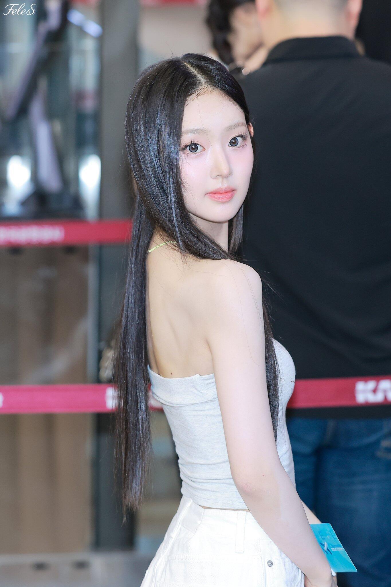 人果然不会对美女脸有看够了一说 真的每次都会一眼觉得好漂亮✨（李修旻 ​​​