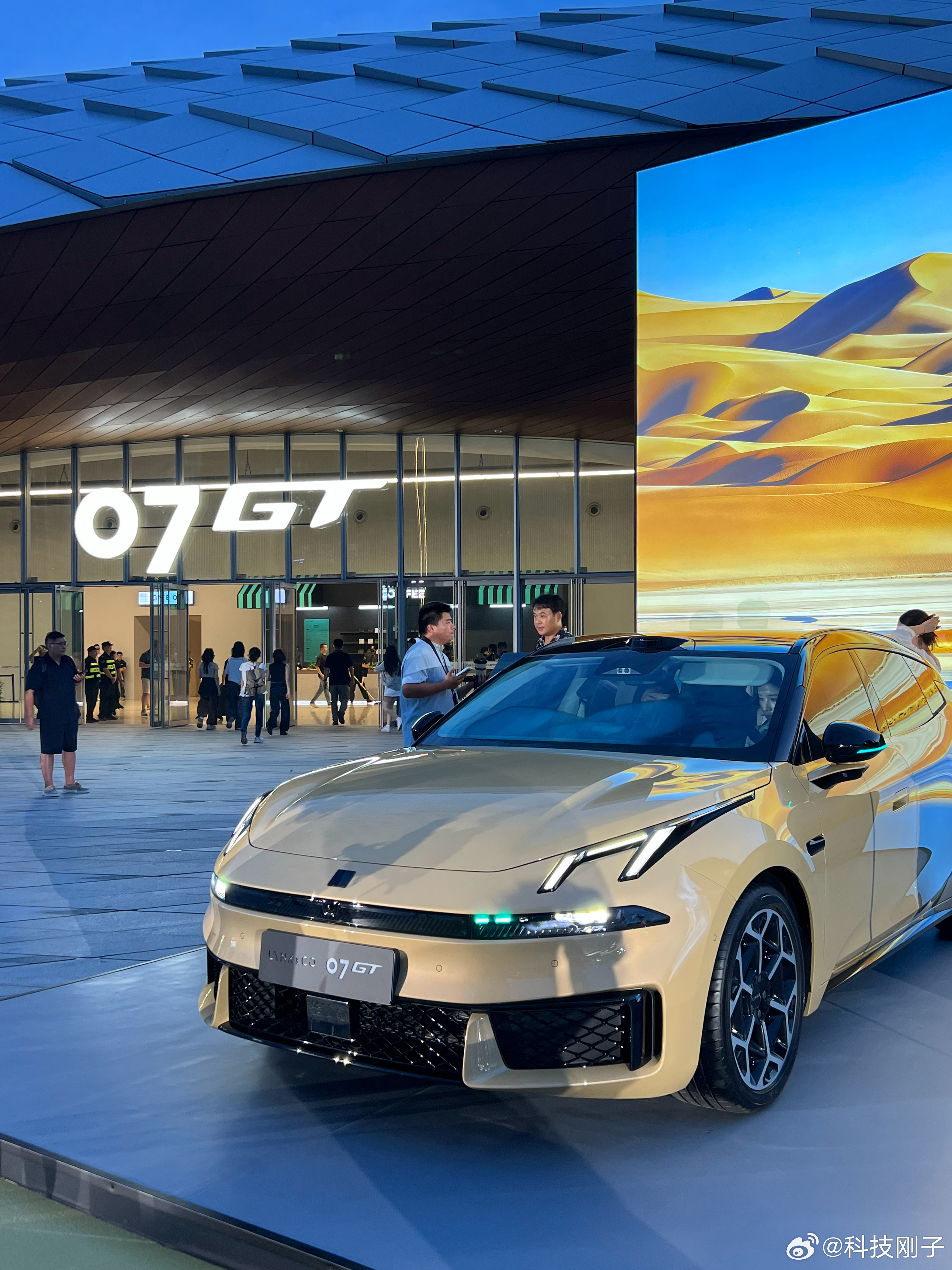 我说领克07GT是国产最美运动旅行车，都没意见吧！ 