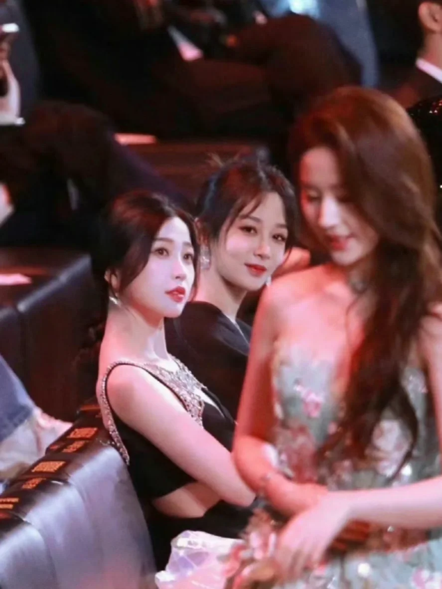 💖一些女性的凝视｜“欣赏、温柔、美好”