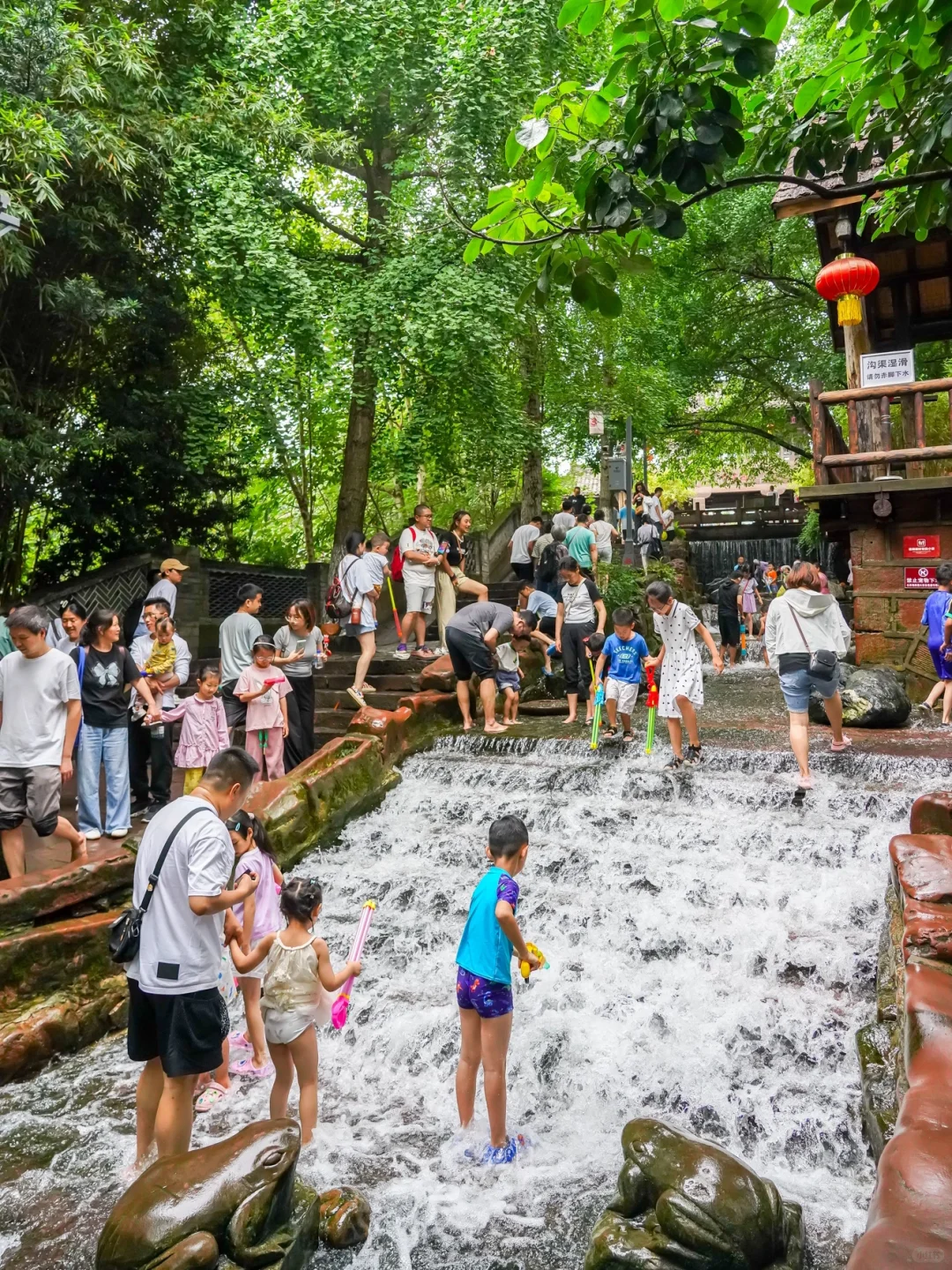 成都人自己的玩水胜地，黄龙溪古镇嗨起来！