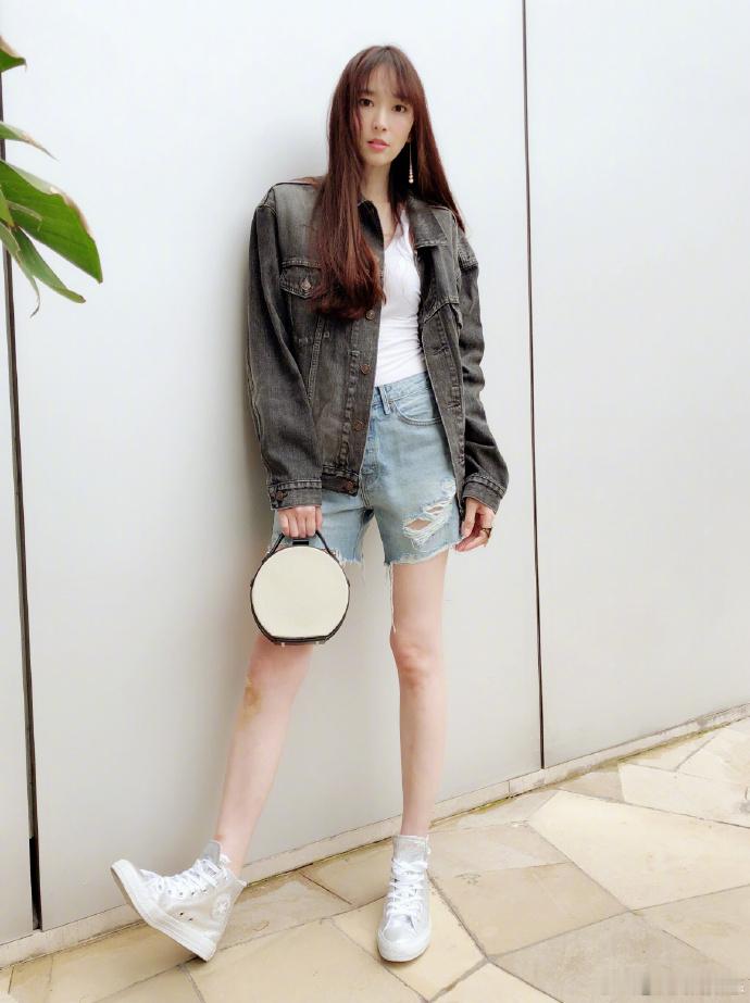 吴佩慈胜诉声明 15日，发声明，声明中指出纪晓波、吴佩慈针对此前某台媒撰写的纪晓