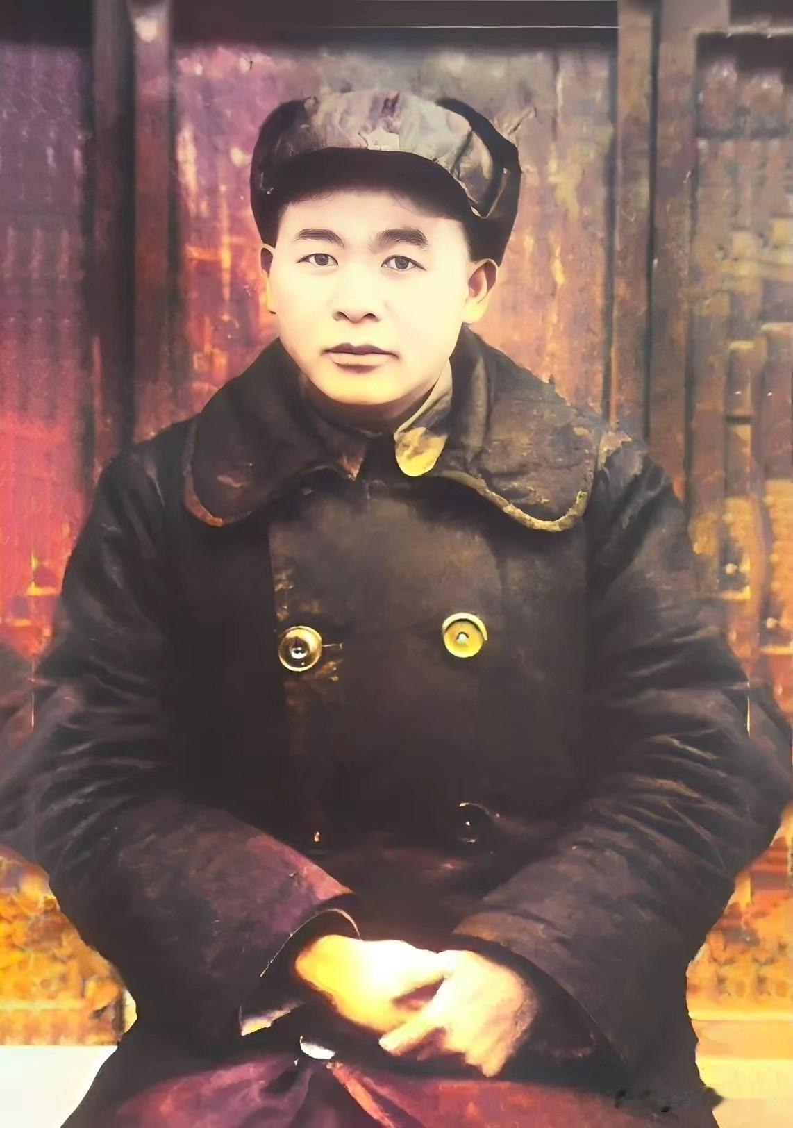1936年，斯诺采访徐海东，问到家里情况，他说了一个数字：国民党杀了徐家66人，