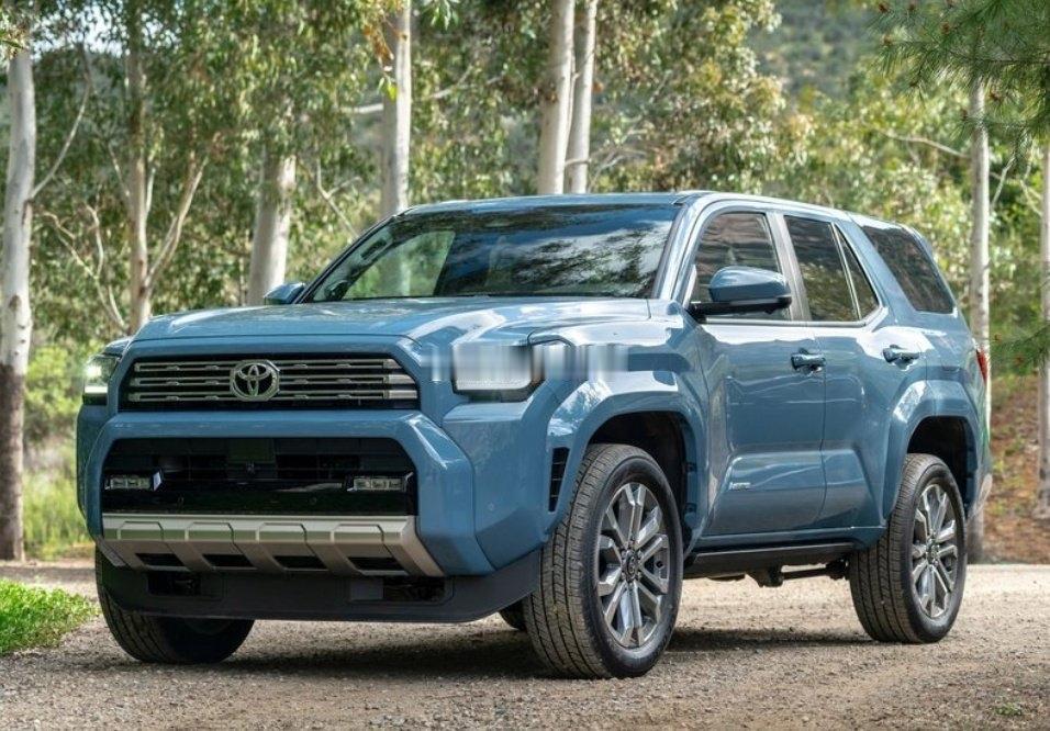 25款4Runner，怎么看着似曾相识的赶脚呢~~~