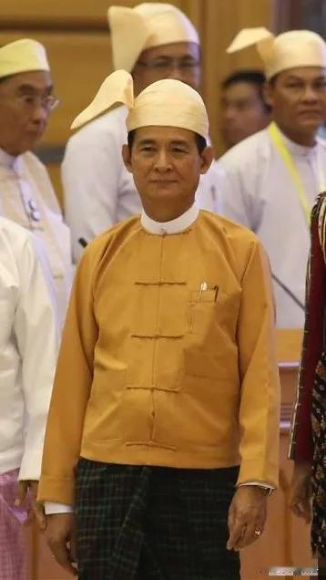 2026年4月17日，缅甸总统敏昂莱在新年第一天签了个特赦令，把前总统温敏给放了