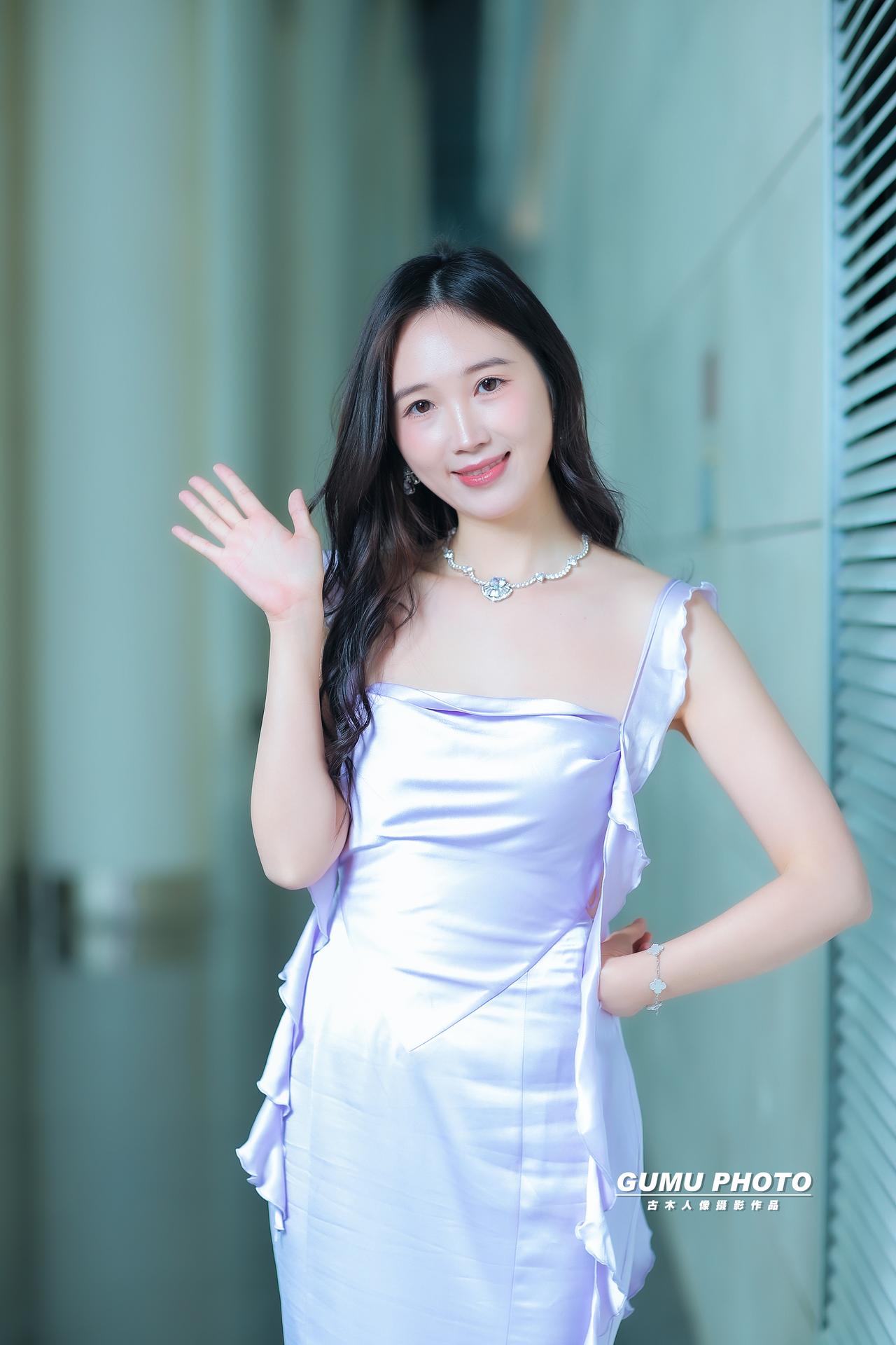 2025成都双十二车展外拍长安启源展台模特