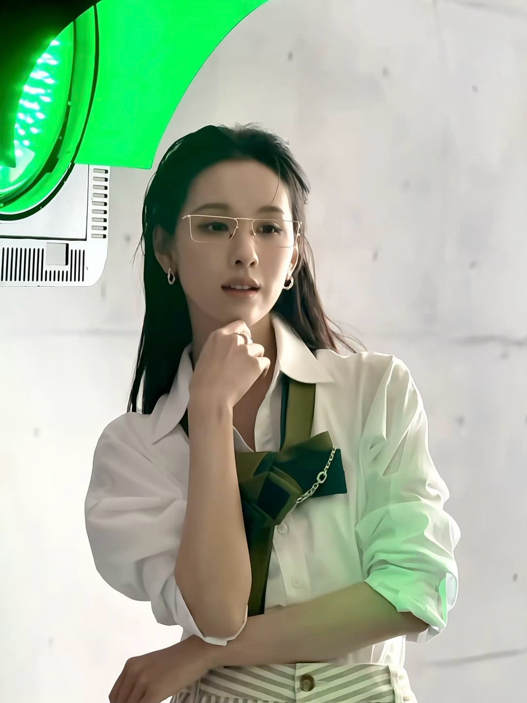 今天好舒适啊我女美美的我哥获奖