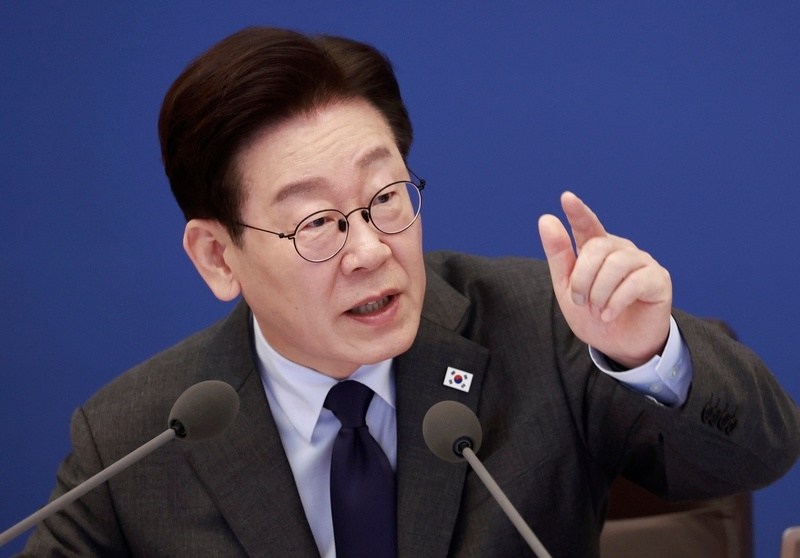 【#李在明坦言能源问题让我无法入睡#，韩国必须迅速向可再生能源转型】据韩联社3月