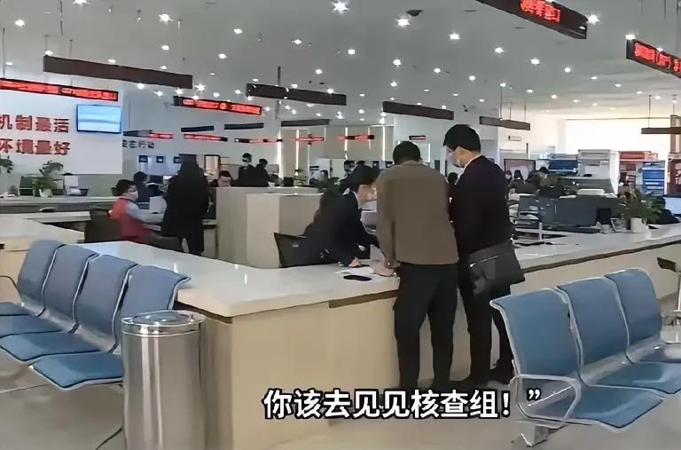 新乡河南非羞地，老姚之事非孤例，实则遍地寻常景。

老姚归乡图创新，掷金八十万租