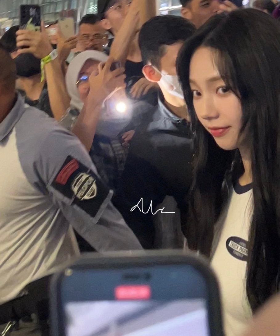 柳智敏 230624最白净的小鹌鹑蛋猪一枚🥚 