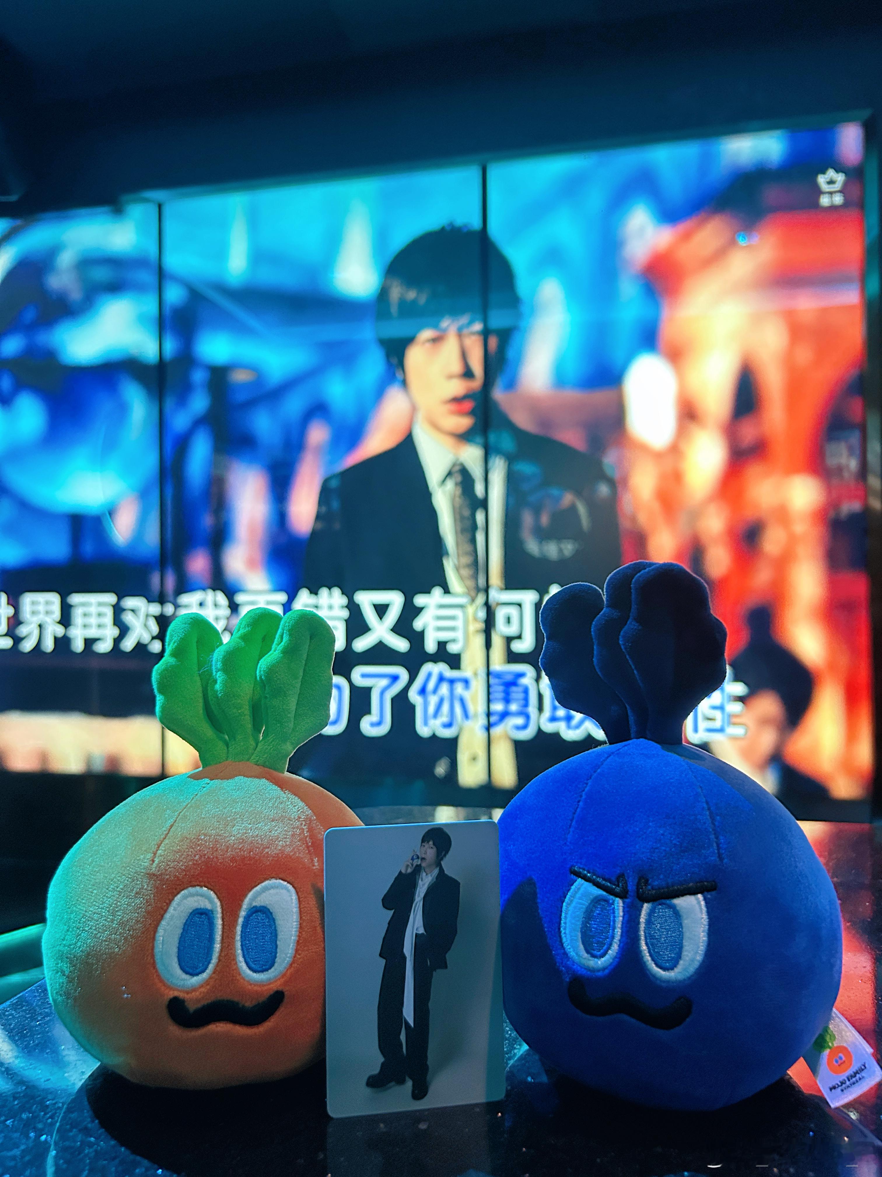 嘿嘿收到姐妹投喂的小卡