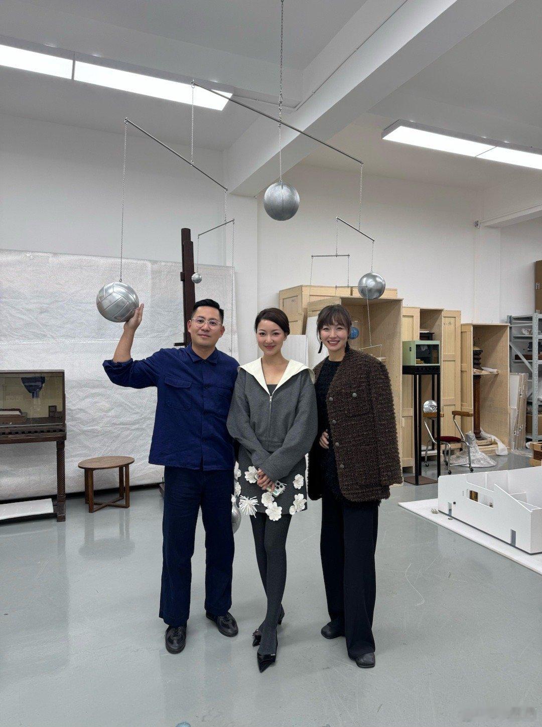 最近很少更新，因为都在好好生活哈哈哈哈。被美滋养的一周。感谢常青画廊和有鱼的邀请