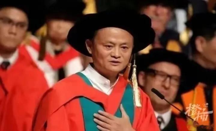 谁说过了35岁不好找工作？看看人家Jack Ma马老师，昨天香港大学通过官网公布