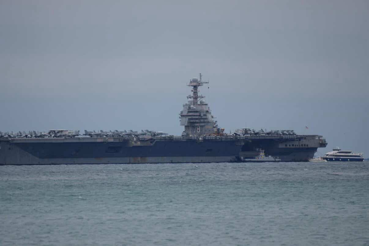 停在斯普利特的美国海军福特号航母(CVN-78)——其实很不理解为什么美国坚持要