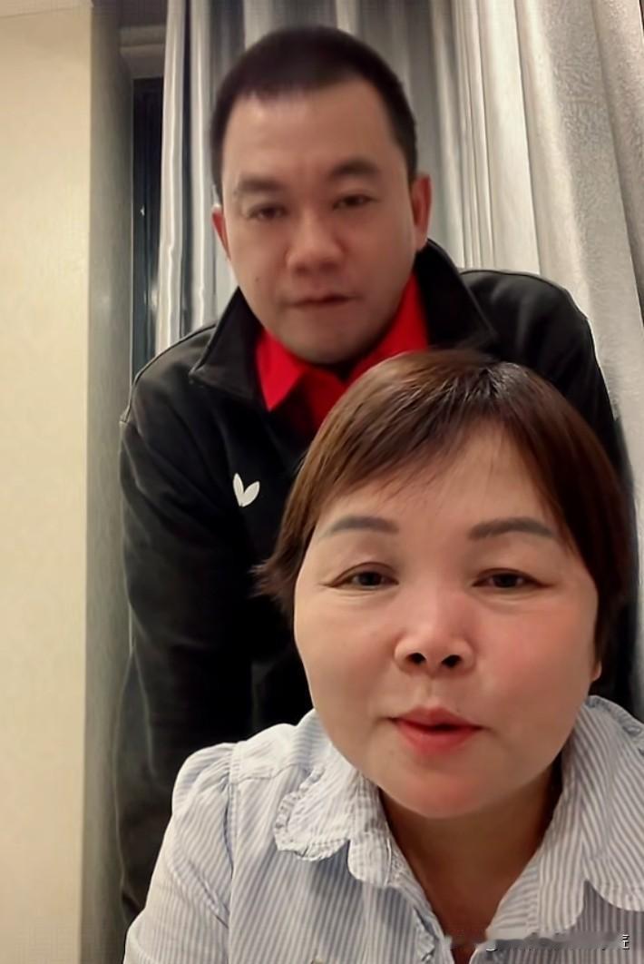 叶锐聪父母原来是大善人，资助贫困孩子读书。
叶锐聪妈妈说，他们一直再资助经济上有