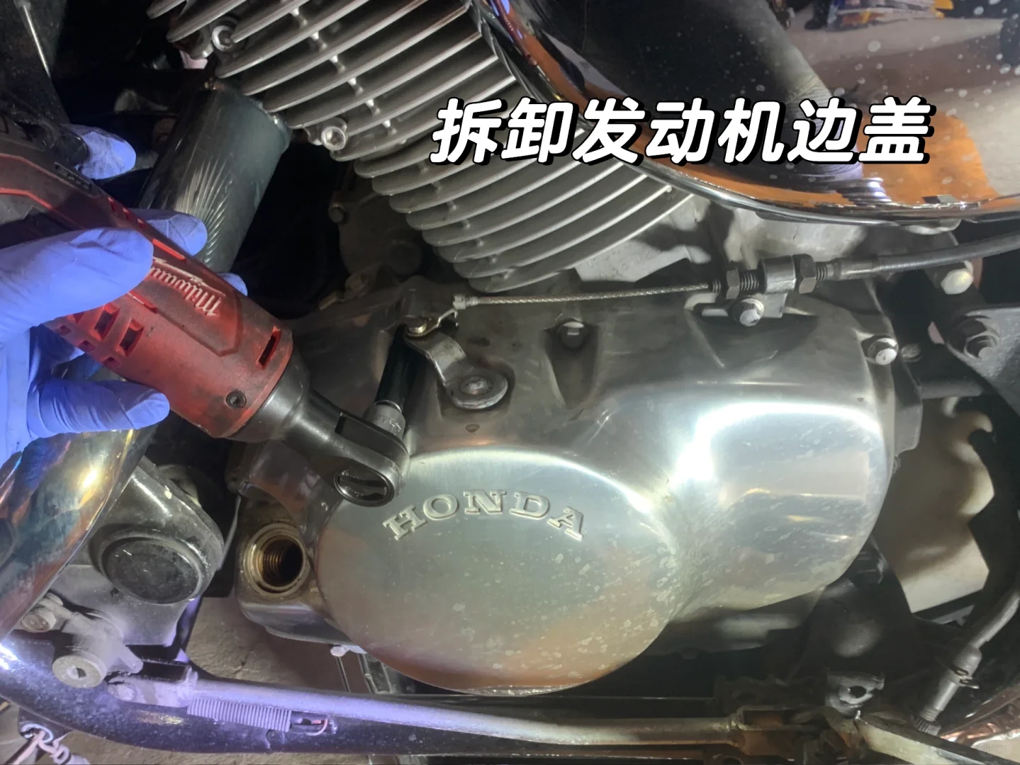 转速拉高却不提速⏩离合片该换了
