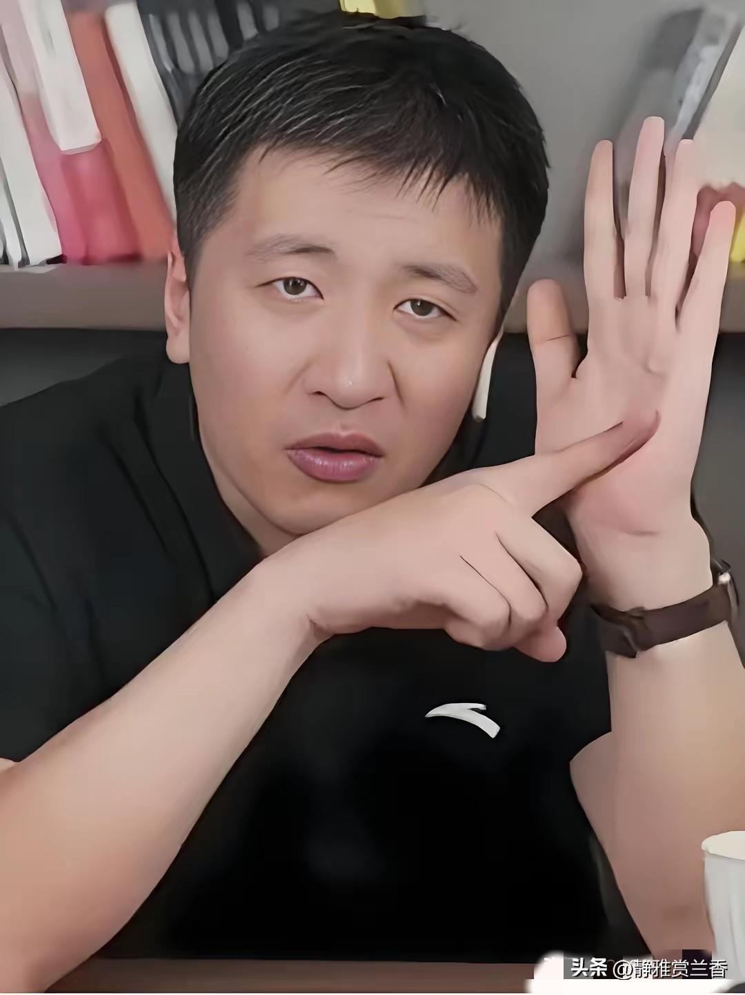 张雪峰孤独的走了，只留下妻子和一个只有11岁的女儿，他的去世真的很突然，是在跑步