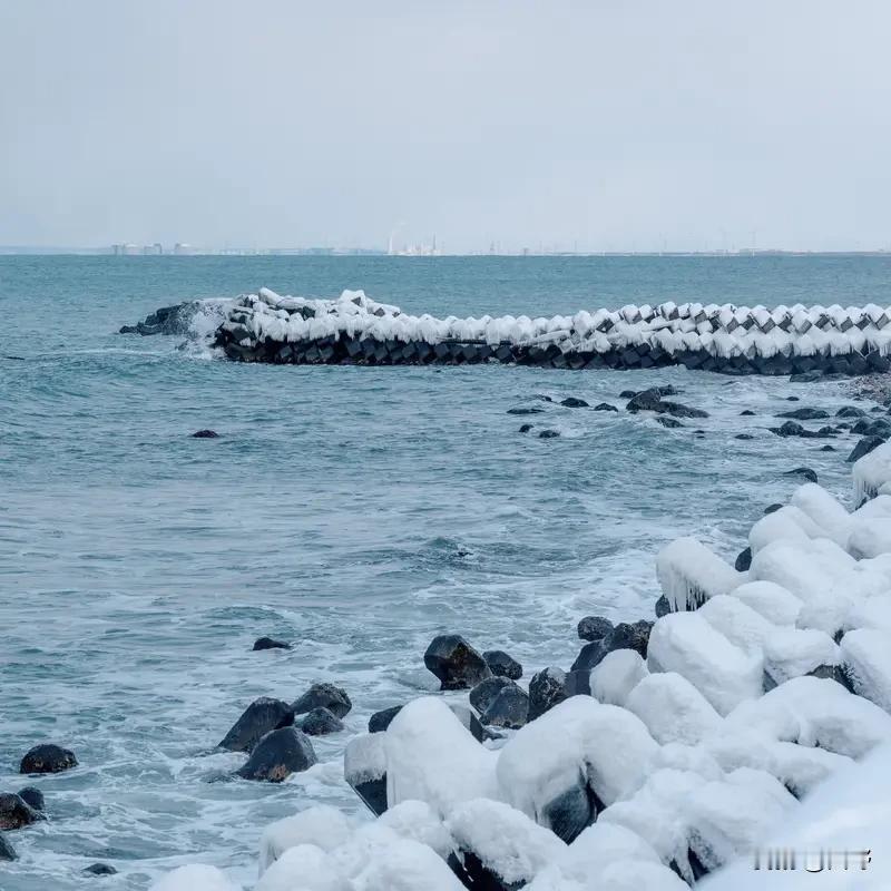 分享冬日壁纸冬天的海
