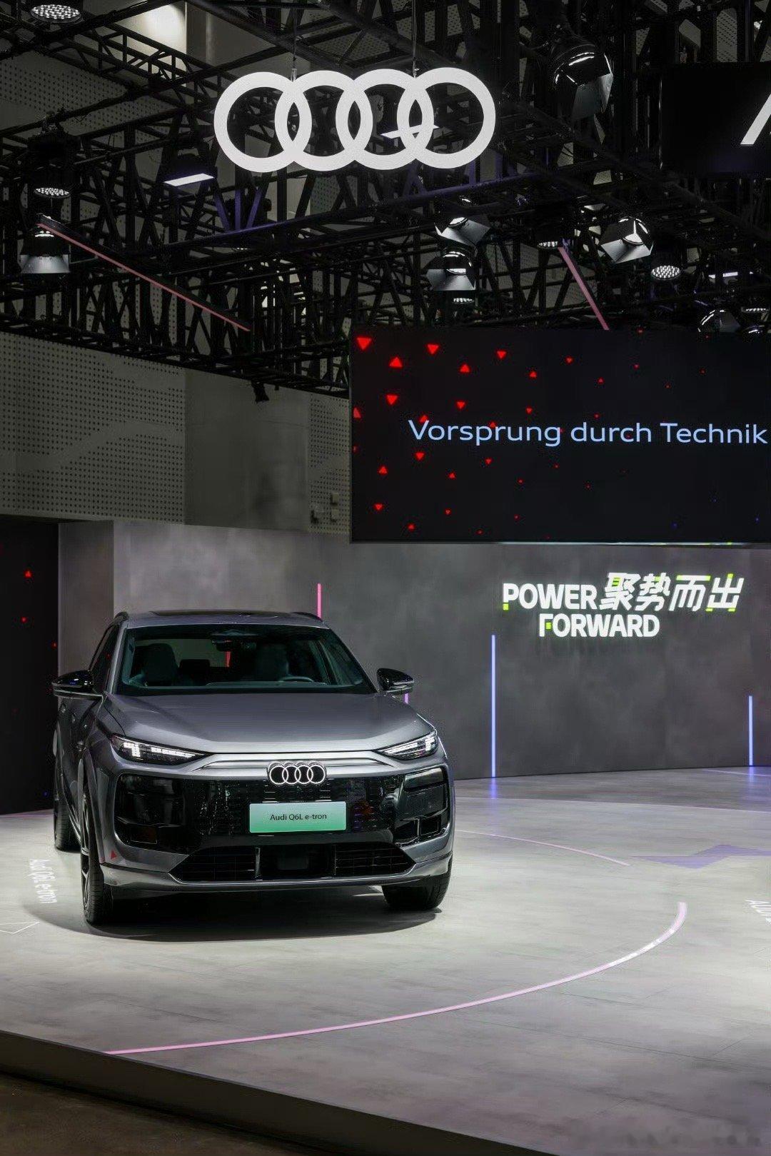 奥迪的电动答案更豪华的电动车  现在很多人都觉得电车，豪华品牌已经落后了。其实这