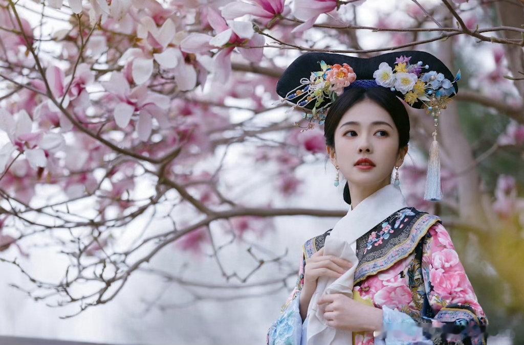 白鹿🥀白鹿王韵娜🥀白鹿开到荼蘼若我也偶尔感到疲倦 你就是人海中的光点 让这原