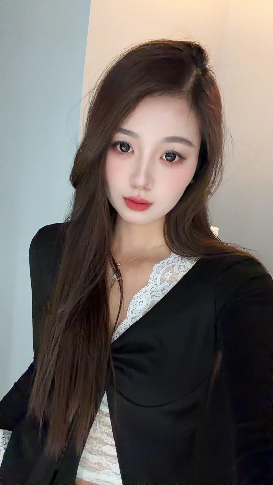 我知道你最近很累  是那种看不见的 身体上和精神上的疲惫感  但是请你...