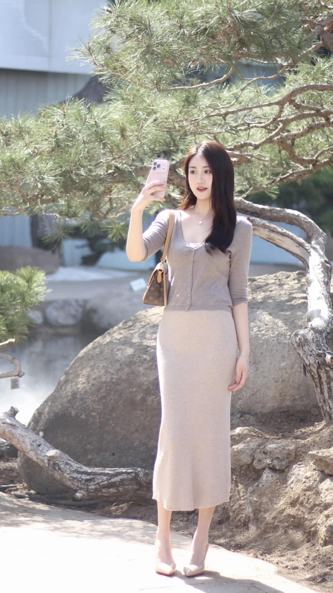 忙里偷闲，生活碎片！清新脱俗的女孩子是什么样子的呀 女人最耐看的长相是什么样的 