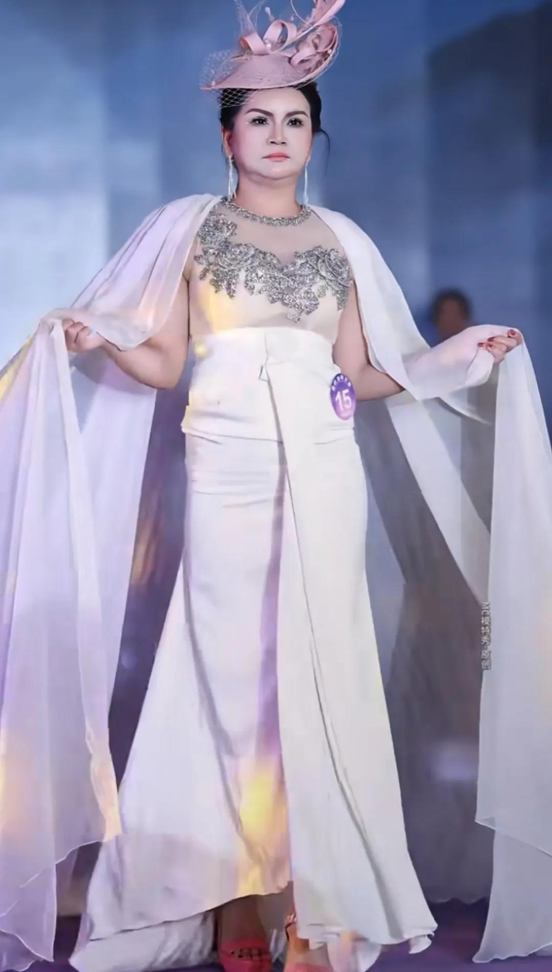 2025年广东冠军模特大赛冠军！突然觉得辽宁冠军，陕西冠军，四川冠军都还不错啦，