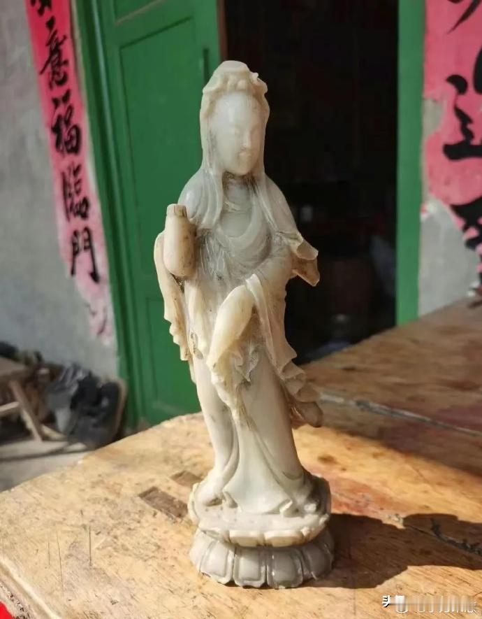 老人两千元购得，自言大赚。 