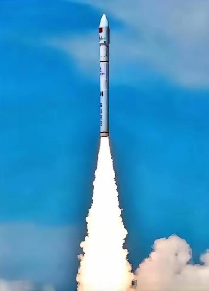 快报！今天
我国火箭发射失利！
 
作为星河动力四级发动机研发组的骨干，王磊太清