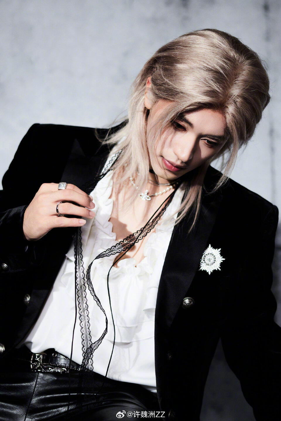 这还怎么赶走CP粉，是不是还想让🐳看你一眼 ​​​