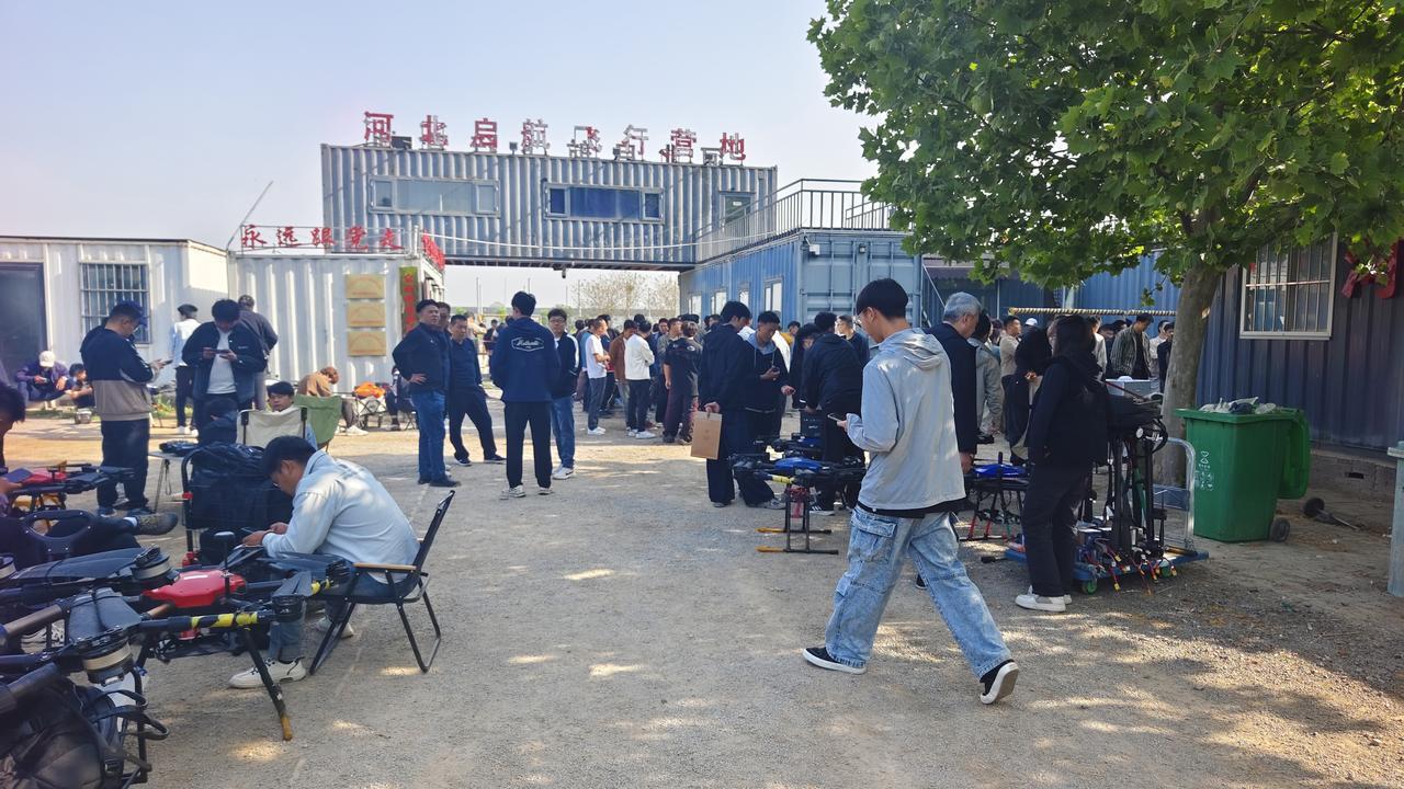CAAC无人机驾驶证考试乱象丛生 公平公正考试环境亟待重塑
 
近年来，随着低空