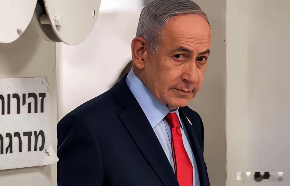 美国不敢这样干，他干了。俄国不敢这样干，他也干了。他们是唯一敢这样干的国家。就在