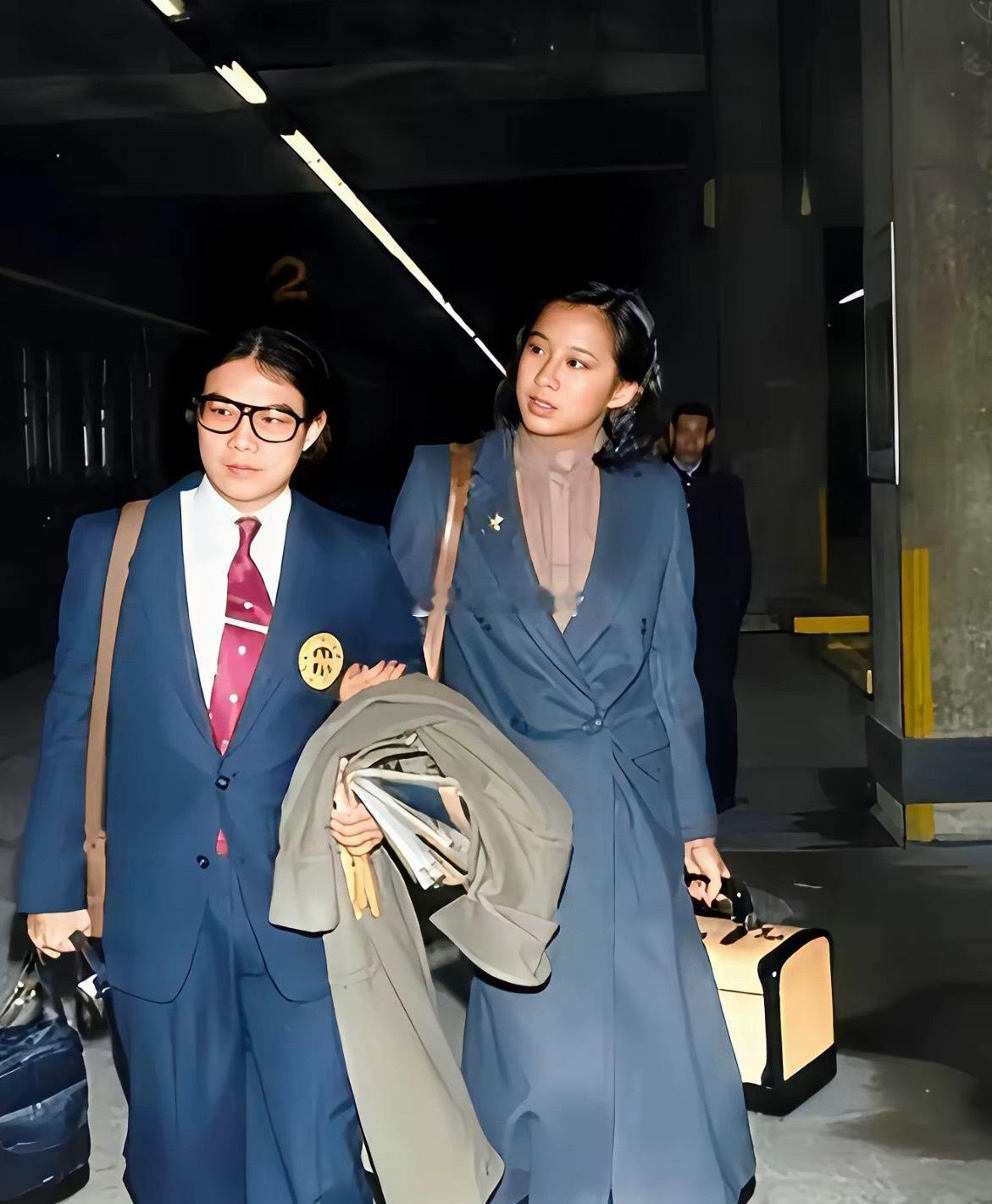 70年代，霍震霆和朱玲玲的一张合影 