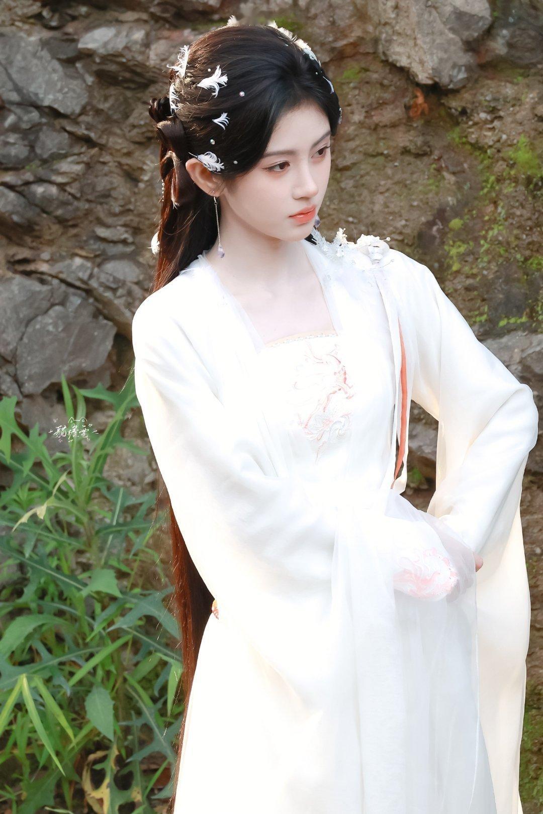 鞠婧祎[超话] jjy鞠婧祎粉墨江湖jjy鞠婧祎澹台台 海的声音很动听你讲话我也