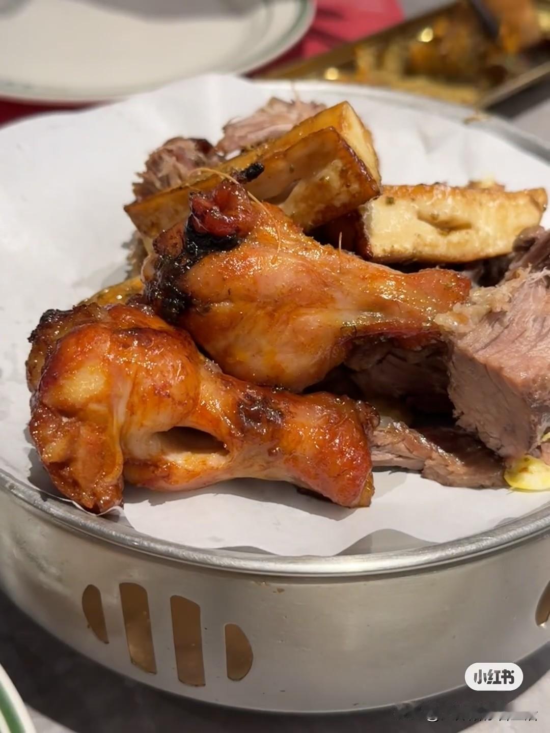 年年顺顺利利，求下联岁岁平平安安