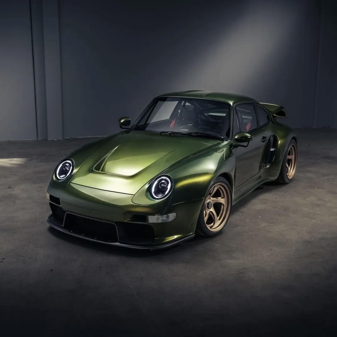 850马力配24K金！Gunther Werks打造史上最奢华911

以保时捷